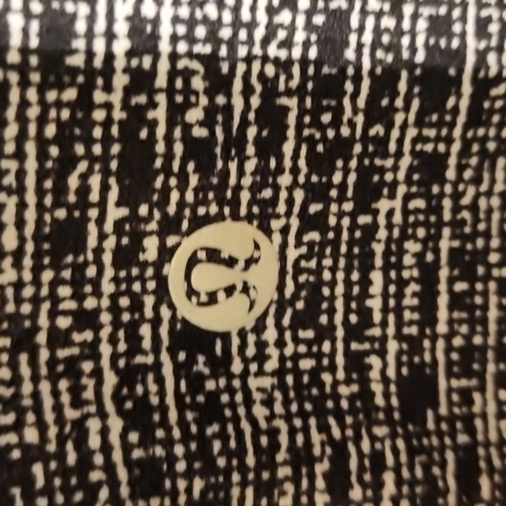 Lululemon Racerback top‎ size 4 - Picture 3 of 8
